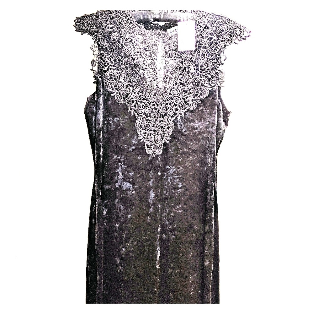 💛NWT💛 Black Velvet Dress Crochet Neckline-XL